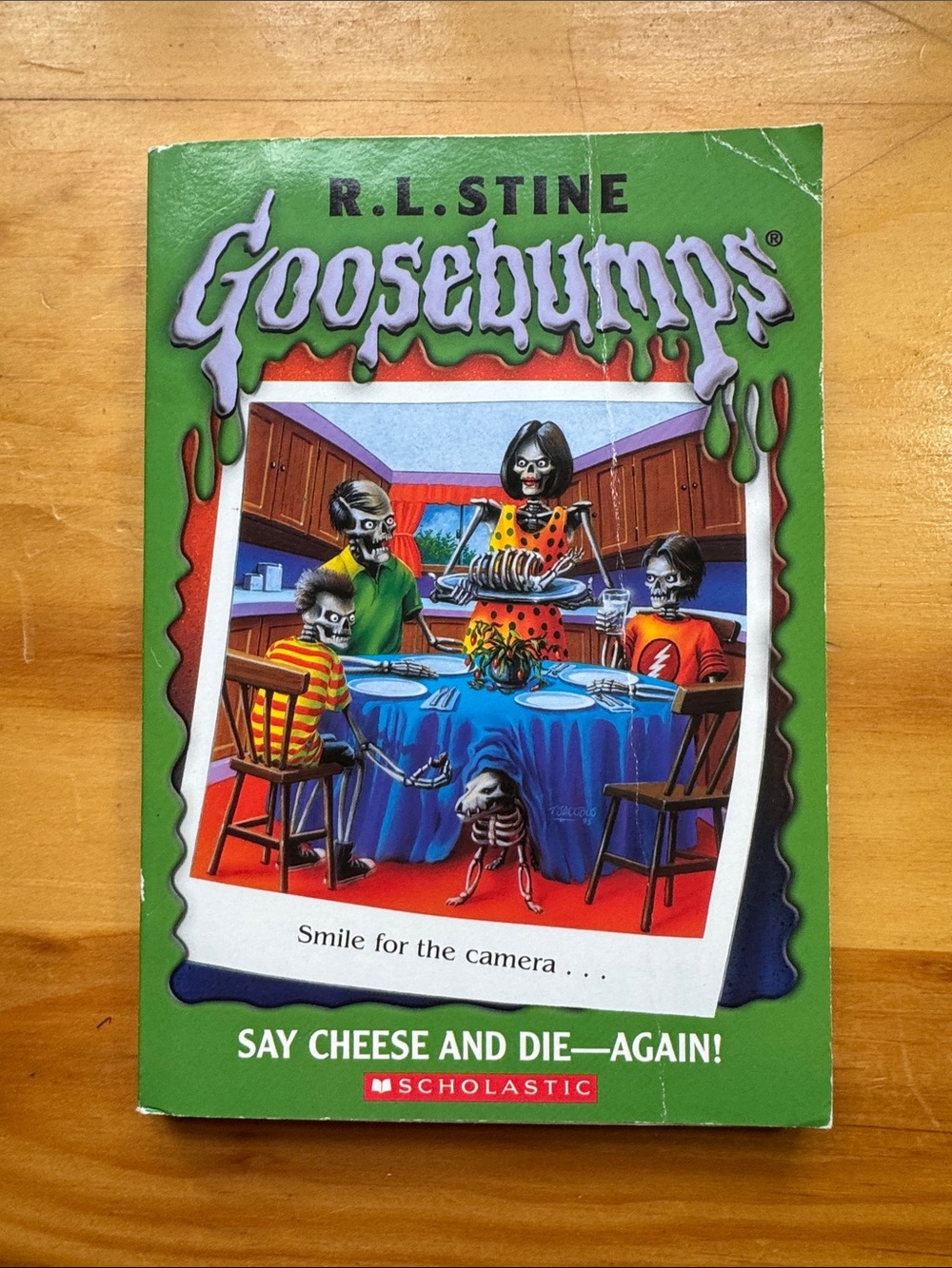 🌈2/$8 Say Cheese and Die-Again! #44 in the Goosebumps Series